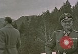 Standbild NS-Beamten Berchtesgaden Deutschland, 1940, aus Sekunde 10 historischem Filmmaterial Videoclip 65675047981