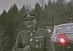 Standbild NS-Beamten Berchtesgaden Deutschland, 1940, aus Sekunde 13 historischem Filmmaterial Videoclip 65675047981