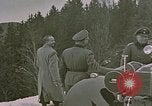 Standbild NS-Beamten Berchtesgaden Deutschland, 1940, aus Sekunde 21 historischem Filmmaterial Videoclip 65675047981