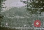 Standbild deutsche Kinder Berchtesgaden Deutschland, 1940, aus Sekunde 28 historischem Filmmaterial Videoclip 65675047986