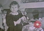 Standbild Kinder bei Berghof Berchtesgaden Deutschland, 1940, aus Sekunde 4 historischem Filmmaterial Videoclip 65675047990