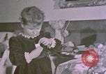 Standbild Kinder bei Berghof Berchtesgaden Deutschland, 1940, aus Sekunde 9 historischem Filmmaterial Videoclip 65675047990