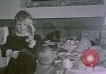 Standbild Kinder bei Berghof Berchtesgaden Deutschland, 1940, aus Sekunde 29 historischem Filmmaterial Videoclip 65675047990