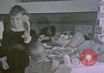 Standbild Kinder bei Berghof Berchtesgaden Deutschland, 1940, aus Sekunde 31 historischem Filmmaterial Videoclip 65675047990