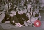 Standbild Kinder bei Berghof Berchtesgaden Deutschland, 1940, aus Sekunde 36 historischem Filmmaterial Videoclip 65675047990