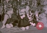 Standbild Kinder bei Berghof Berchtesgaden Deutschland, 1940, aus Sekunde 42 historischem Filmmaterial Videoclip 65675047990