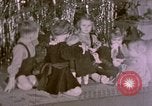 Standbild Kinder bei Berghof Berchtesgaden Deutschland, 1940, aus Sekunde 44 historischem Filmmaterial Videoclip 65675047990