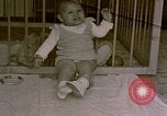 Standbild Kind bei Berghof Berchtesgaden Deutschland, 1940, aus Sekunde 1 historischem Filmmaterial Videoclip 65675047991