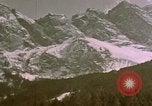 Standbild Eva Braun die Schwestern Berchtesgaden Deutschland, 1940, aus Sekunde 14 historischem Filmmaterial Videoclip 65675047993
