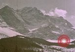Standbild Eva Braun die Schwestern Berchtesgaden Deutschland, 1940, aus Sekunde 19 historischem Filmmaterial Videoclip 65675047993