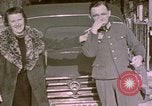 Standbild Hitlers Begleiter Eva Braun Berchtesgaden Deutschland, 1940, aus Sekunde 29 historischem Filmmaterial Videoclip 65675047995