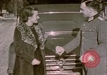 Standbild Hitlers Begleiter Eva Braun Berchtesgaden Deutschland, 1940, aus Sekunde 32 historischem Filmmaterial Videoclip 65675047995
