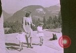 Standbild Hitlers Begleiter Eva Braun Berchtesgaden Deutschland, 1940, aus Sekunde 36 historischem Filmmaterial Videoclip 65675047995