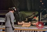Standbild deutsche Frau Deutschland, 1940, aus Sekunde 14 historischem Filmmaterial Videoclip 65675047999