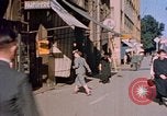 Standbild deutsche Frau Deutschland, 1940, aus Sekunde 52 historischem Filmmaterial Videoclip 65675047999
