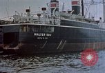 Standbild Gruppe des Deutschen Volkes Hamburg Deutschland, 1940, aus Sekunde 57 historischem Filmmaterial Videoclip 65675048001