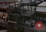 Standbild Schiff Hamburg Deutschland, 1940, aus Sekunde 59 historischem Filmmaterial Videoclip 65675048003