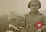 Standbild Viele Norwegische Kinder von Eva Braun gefilmt Norwegen, 1939, aus Sekunde 6 historischem Filmmaterial Videoclip 65675048006