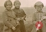 Standbild Viele Norwegische Kinder von Eva Braun gefilmt Norwegen, 1939, aus Sekunde 17 historischem Filmmaterial Videoclip 65675048006