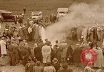 Standbild Gruppe des Deutschen Volkes Deutschland, 1940, aus Sekunde 52 historischem Filmmaterial Videoclip 65675048007