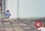 Standbild Eva Braun home Film Deutschland, 1940, aus Sekunde 8 historischem Filmmaterial Videoclip 65675048037