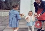 Standbild Eva Braun home Film Deutschland, 1940, aus Sekunde 18 historischem Filmmaterial Videoclip 65675048037