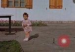 Standbild Eva Braun home Film Deutschland, 1940, aus Sekunde 25 historischem Filmmaterial Videoclip 65675048042