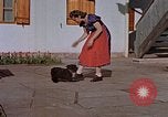 Standbild Eva Braun home Film Deutschland, 1940, aus Sekunde 34 historischem Filmmaterial Videoclip 65675048042