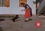 Standbild Eva Braun home Film Deutschland, 1940, aus Sekunde 35 historischem Filmmaterial Videoclip 65675048042