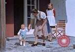 Image Eva Braun home cinéma Allemagne, 1940, de la seconde 3 séquences d'archives historiques vidéo 65675048043