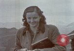 Standbild Eva Braun home Film Kehlstein Deutschland, 1940, aus Sekunde 29 historischem Filmmaterial Videoclip 65675048044