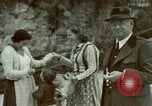 Standbild Eva Braun home Film Deutschland, 1940, aus Sekunde 20 historischem Filmmaterial Videoclip 65675048046