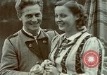 Standbild Eva Braun home Film Deutschland, 1940, aus Sekunde 45 historischem Filmmaterial Videoclip 65675048046