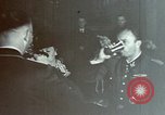 Immagine di Gretl Braun wedding Salzburg Austria, 1944, secondo 15 filmato di repertorio 65675048049
