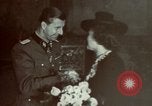 Immagine di Gretl Braun wedding Salzburg Austria, 1944, secondo 37 filmato di repertorio 65675048049