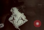 Immagine di Gretl Braun wedding Salzburg Austria, 1944, secondo 42 filmato di repertorio 65675048049