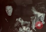 Immagine di Gretl Braun wedding Salzburg Austria, 1944, secondo 52 filmato di repertorio 65675048049