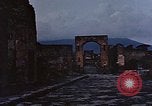 Standbild Römische Ruinen Italien, 1940, aus Sekunde 55 historischem Filmmaterial Videoclip 65675048071