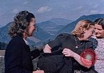Immagine di Adolf Hitler Obersaltzberg Baviera Germania, 1940, secondo 62 filmato di repertorio 65675048083