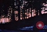 Immagine di Hitler passeggiate in campagna vicino a Berghof Germania, 1940, secondo 55 filmato di repertorio 65675048084