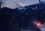 Immagine di Hitler passeggiate in campagna vicino a Berghof Germania, 1940, secondo 61 filmato di repertorio 65675048084