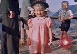 Immagine di Nazi ufficiali militari su Berghof terrazza Germania, 1940, secondo 40 filmato di repertorio 65675048085