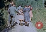 Immagine di Gli amici e la famiglia di Eva Braun in un itinerario Germania, 1940, secondo 23 filmato di repertorio 65675048088