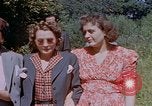 Immagine di Gli amici e la famiglia di Eva Braun in un itinerario Germania, 1940, secondo 38 filmato di repertorio 65675048088