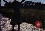 Immagine di Gli amici e la famiglia di Eva Braun in un itinerario Germania, 1940, secondo 55 filmato di repertorio 65675048088
