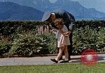 Image Adolf Hitler à la Berghof la Bavière en Allemagne, 1940, de la seconde 57 séquences d'archives historiques vidéo 65675048094