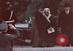 Image L'émissaire saoudien se rend à Berghof Berchtesgaden Allemagne, 1939, de la seconde 25 séquences d'archives historiques vidéo 65675048099