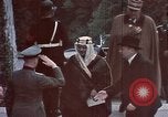 Image L'émissaire saoudien se rend à Berghof Berchtesgaden Allemagne, 1939, de la seconde 29 séquences d'archives historiques vidéo 65675048099