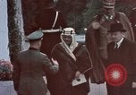 Image L'émissaire saoudien se rend à Berghof Berchtesgaden Allemagne, 1939, de la seconde 30 séquences d'archives historiques vidéo 65675048099