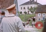 Image Adolf Hitler visites son enfance l'école Fischlham Autriche, 1938, de la seconde 9 séquences d'archives historiques vidéo 65675048103